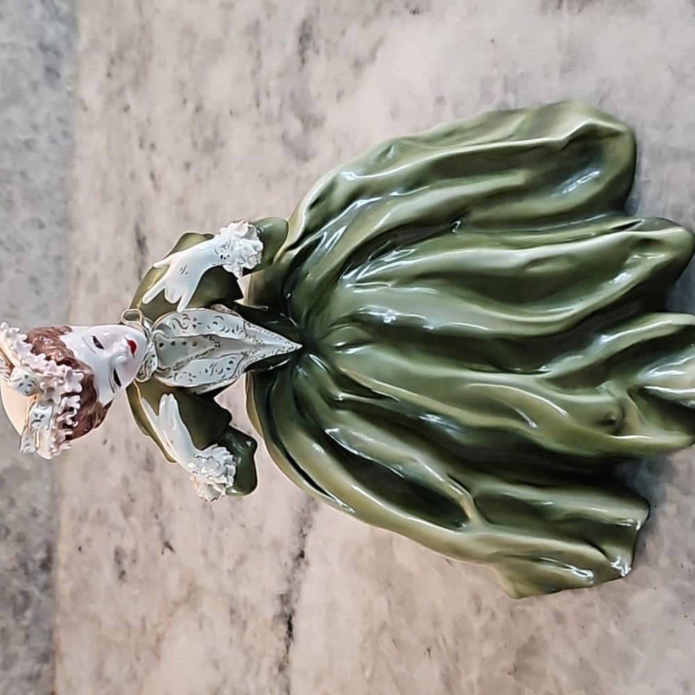 Florence Figurine Eugenia